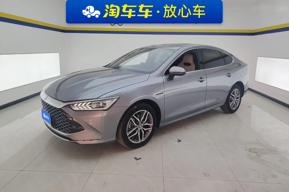 BYD Qin PLUS DM Qin PLUS DM 2024 Honor Edition DM-i 120KM Beyond 2024 — photo 1, buy with delivery to Moscow