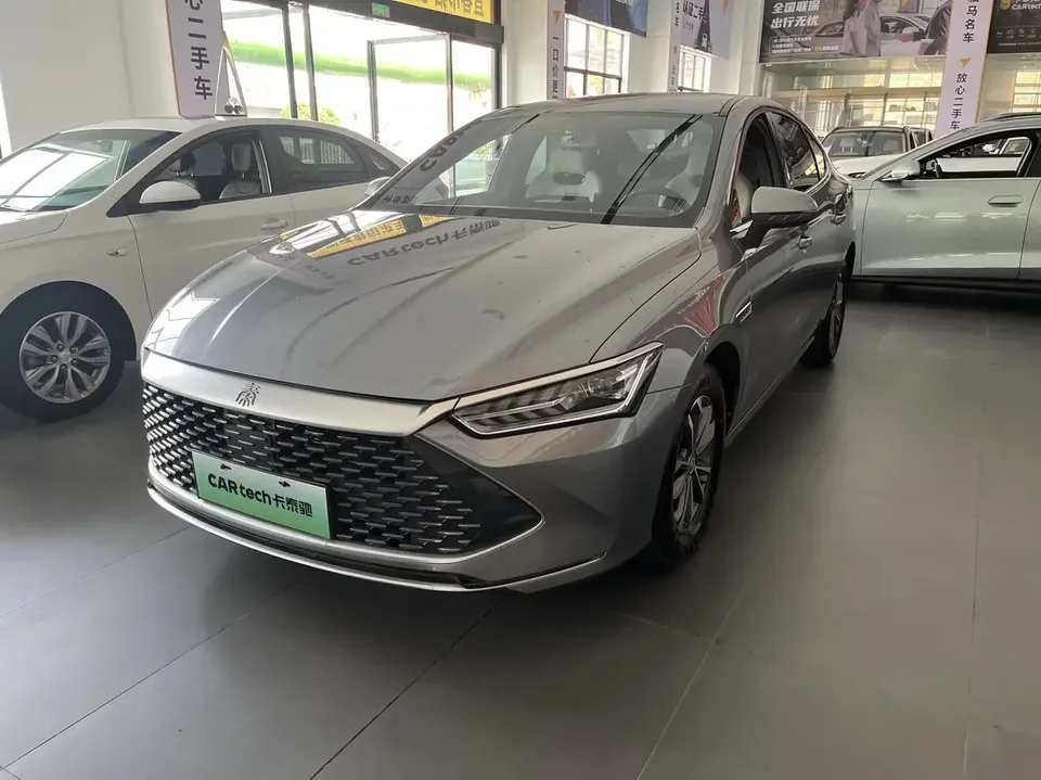 BYD Qin PLUS DM Qin PLUS DM 2024 Honor Edition DM-i 55KM Leading Edition 2024 — photo 1, buy with delivery to Moscow