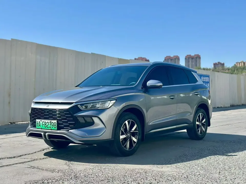 BYD Song Pro DM Song Pro DM 2023 DM-i Champion Edition 71km Exceeding Type 2024 — photo 1, buy with delivery to Moscow