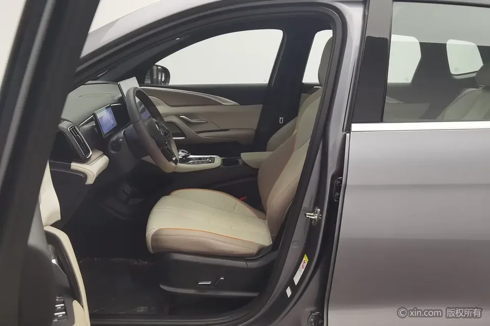 BYD Song Pro DM Song Pro DM 2024 DM-i Honor Edition 110km Excellence 2024 — thumbnail 5