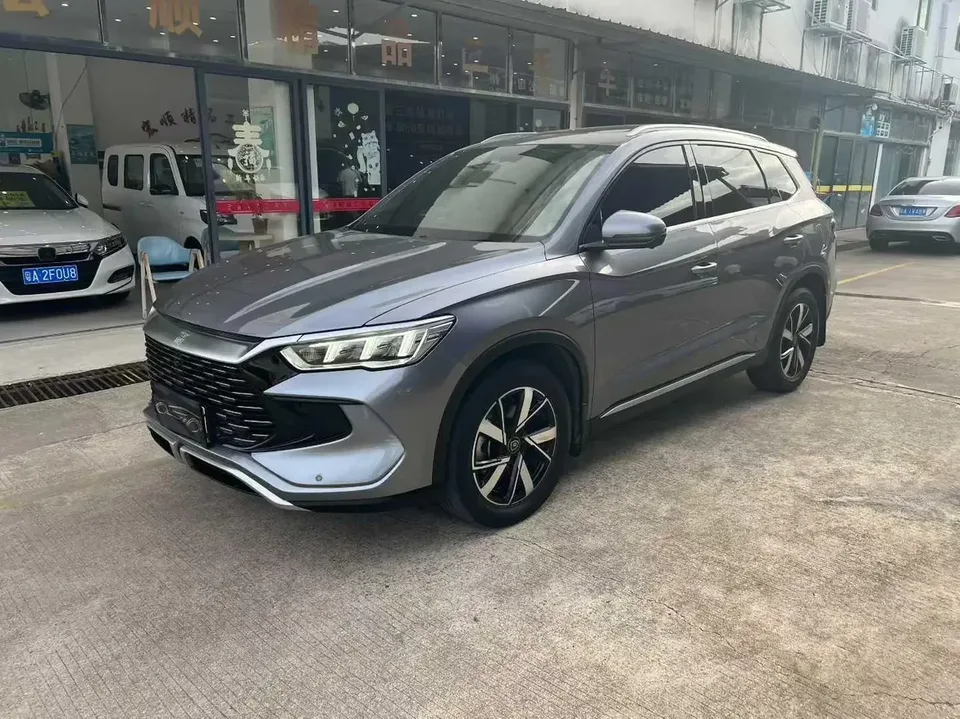 BYD Song Pro DM Song Pro DM 2023 DM-i Champion Edition 110km Overtaking Type 2023 — photo 1, buy with delivery to Moscow
