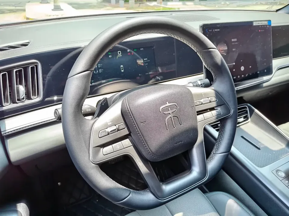 BYD Song Pro DM Song Pro DM 2025 Second generation intelligent driving version DM-i 75KM leading model 2025 — thumbnail 3