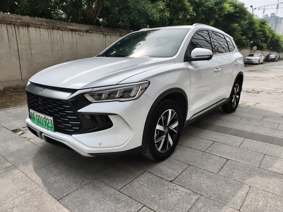 BYD Song Pro DM Song Pro DM 2024 DM-i Honor Edition 71km Pilot Edition 2024 — photo 1, buy with delivery to Moscow