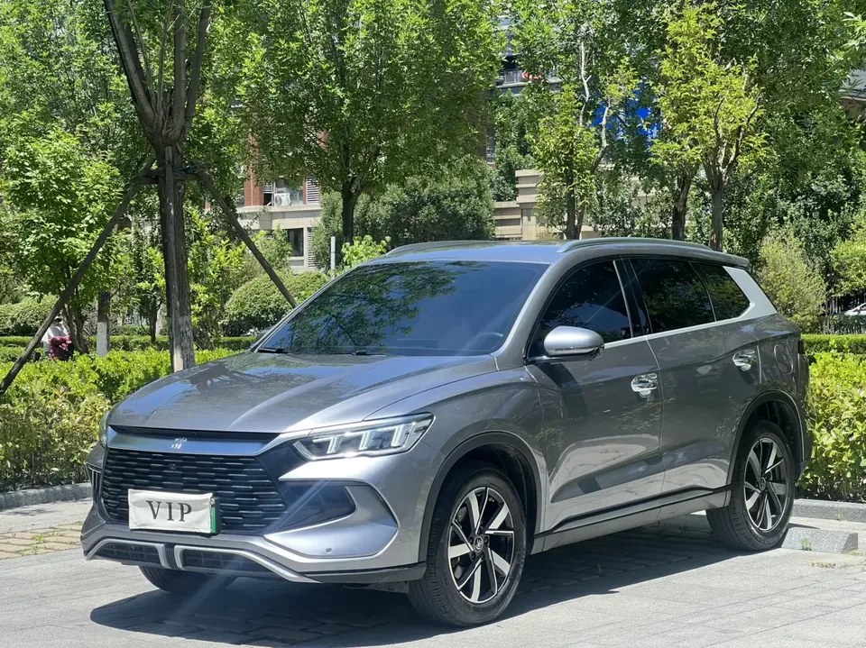 BYD Song Pro DM Song Pro DM 2024 DM-i Honor Edition 71km Pilot Edition 2024 — photo 1, buy with delivery to Moscow