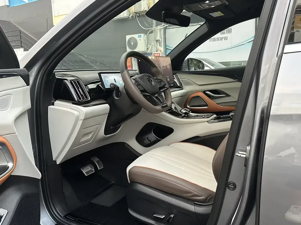 BYD Song Pro DM Song Pro DM 2023 DM-i Champion Edition 110km Excellence 2023 — thumbnail 4