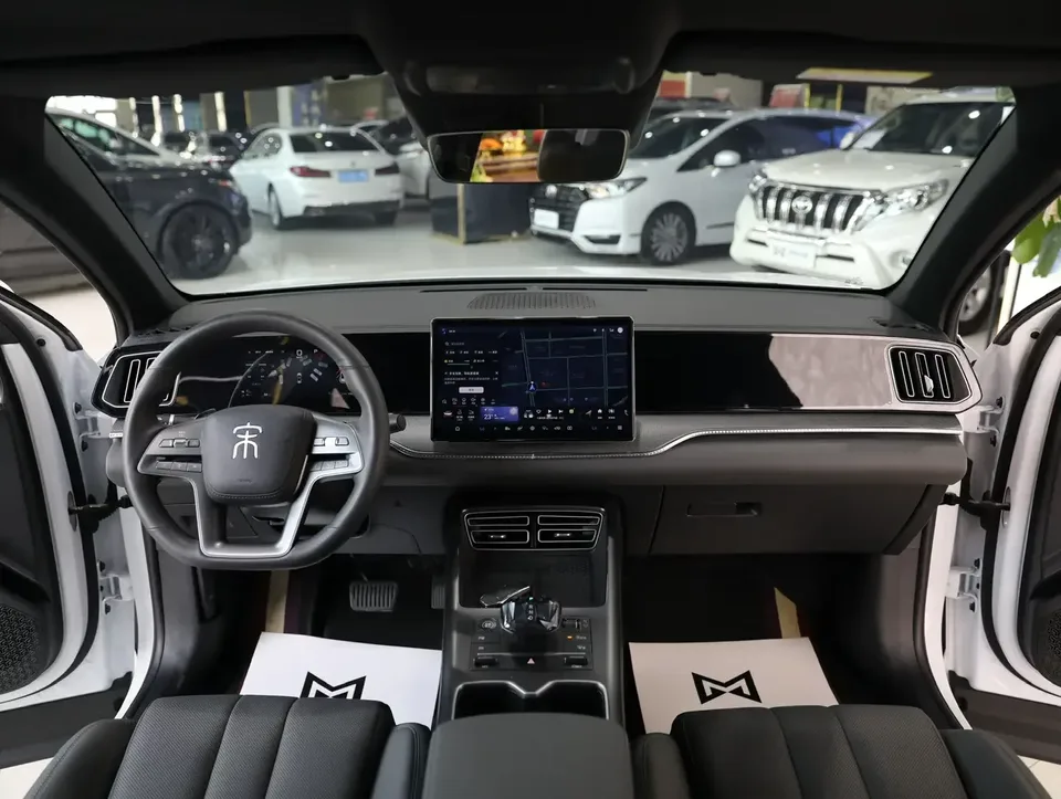 BYD Song Pro DM Song Pro DM 2025 Second generation intelligent driving version DM-i 75KM leading model 2025 — thumbnail 3