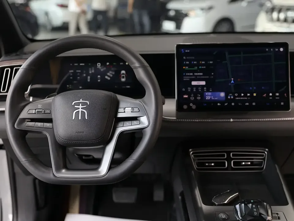 BYD Song Pro DM Song Pro DM 2025 Second generation intelligent driving version DM-i 75KM leading model 2025 — thumbnail 4