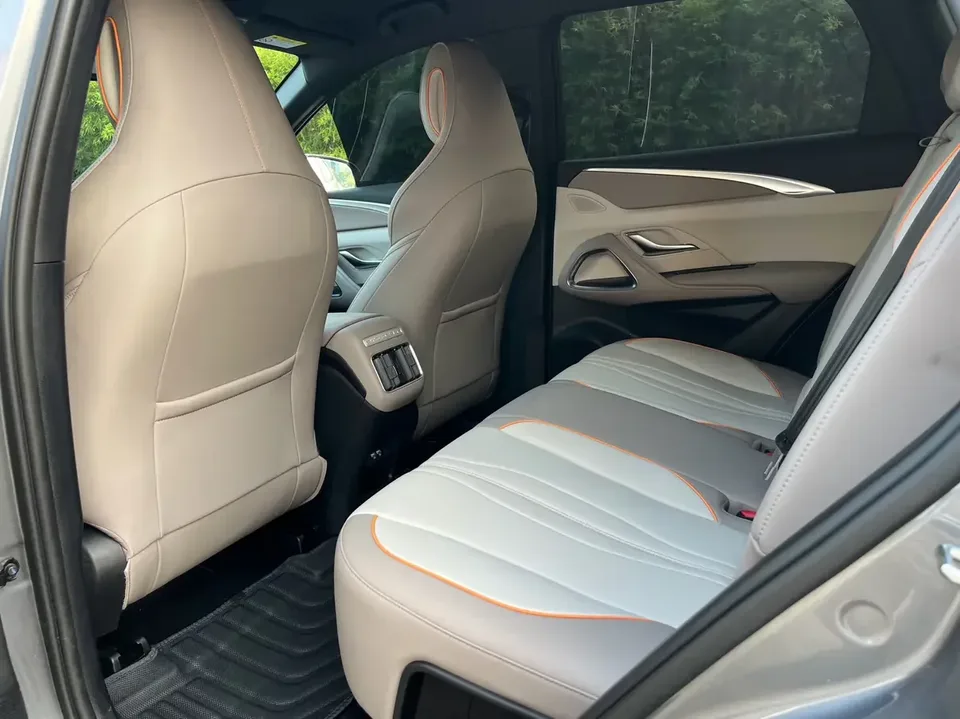 BYD Song Pro DM Song Pro DM 2024 DM-i Honor Edition 71km Pilot Edition 2025 — thumbnail 3