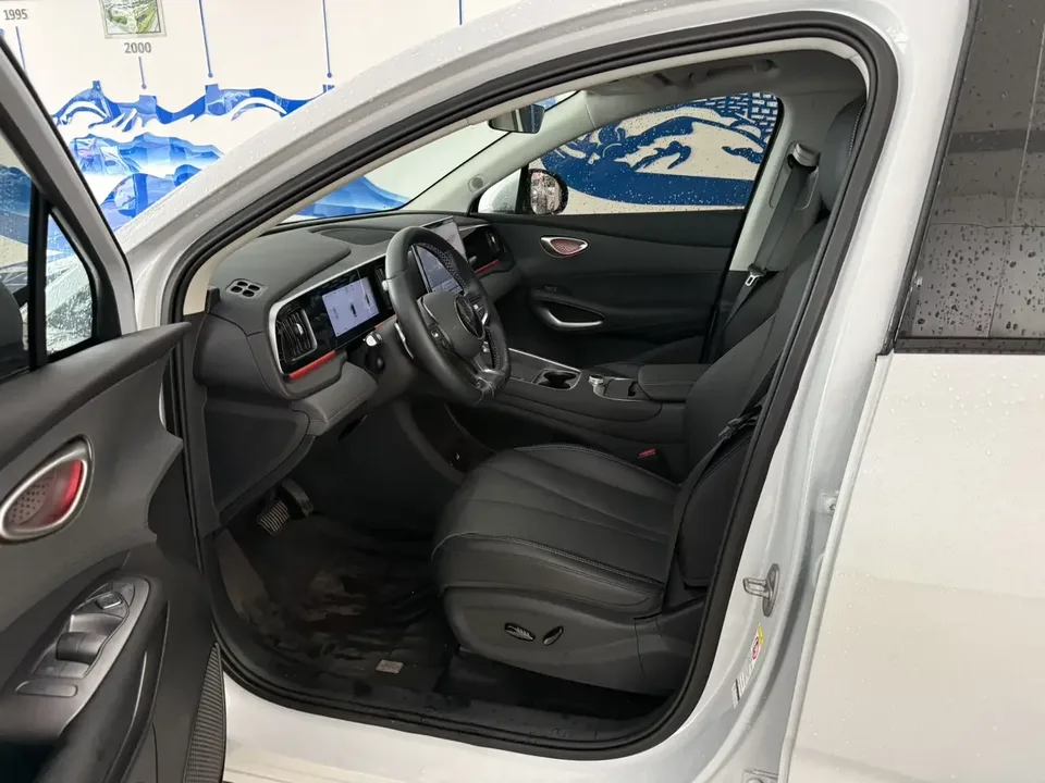 BYD Sea Lion 05 EV Sea Lion 05EV 2025 520KM Flagship Smart Edition 2025 — thumbnail 3