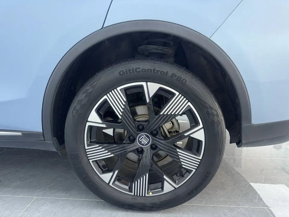BYD Tang DM Tang DM 2024 Honor Edition DM-i 112KM Flagship 2024 — thumbnail 3