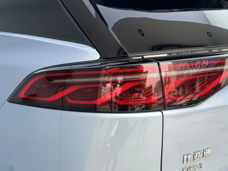 BYD Tang DM Tang DM 2024 Honor Edition DM-i 112KM Flagship 2024 — thumbnail 4