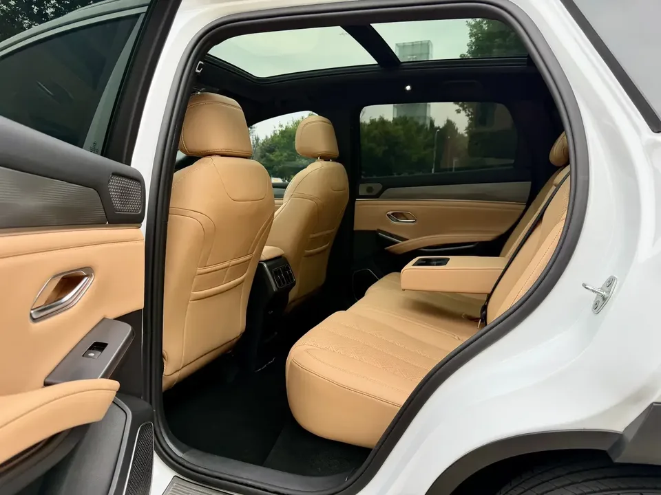 BYD Song L DM Song L DM 2025 Intelligent Driving Edition DM-i 112KM Leading Edition 2025 — thumbnail 3