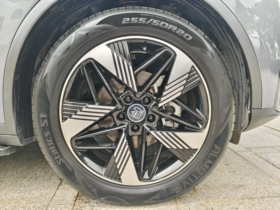 BYD Tang DM Tang DM 2023 DM-i Champion Edition 112KM Premium 2023 — thumbnail 3