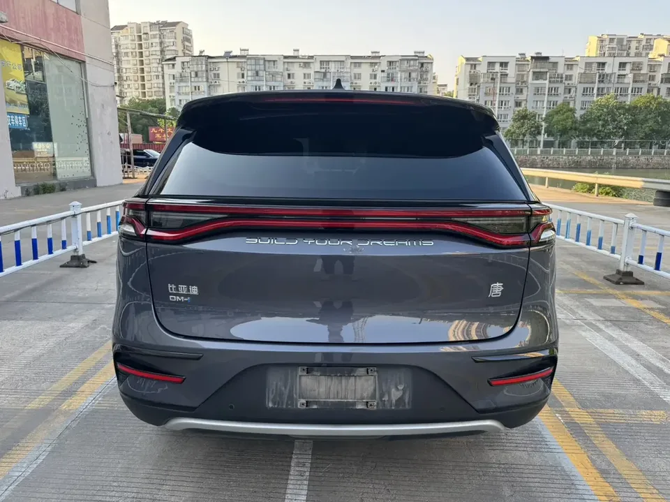 BYD Tang DM Tang DM 2021 DM-i 1.5T 112KM Premium 2022 — thumbnail 2