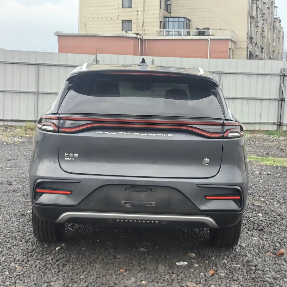 BYD Tang DM Tang DM 2021 DM-i 1.5T 112KM Premium Edition 2022 — thumbnail 2