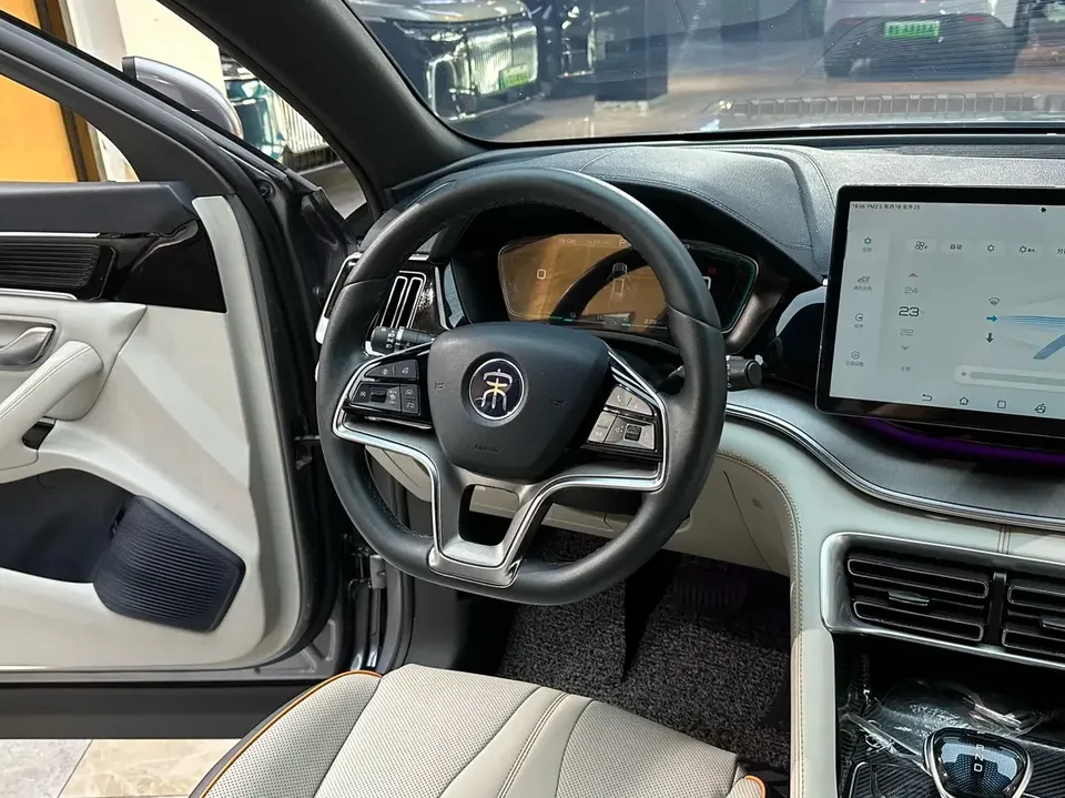 BYD Song PLUS DM Song PLUS DM 2021 DM-i 110KM 2WD Flagship PLUS 2022 — thumbnail 4