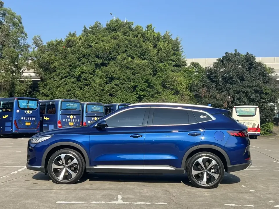 BYD Song PLUS DM Song PLUS DM 2021 DM-i 110KM 2WD Flagship PLUS 2022 — thumbnail 4