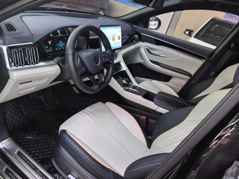 BYD Song PLUS DM Song PLUS DM 2021 DM-i 110KM 2WD Flagship 2023 — thumbnail 3