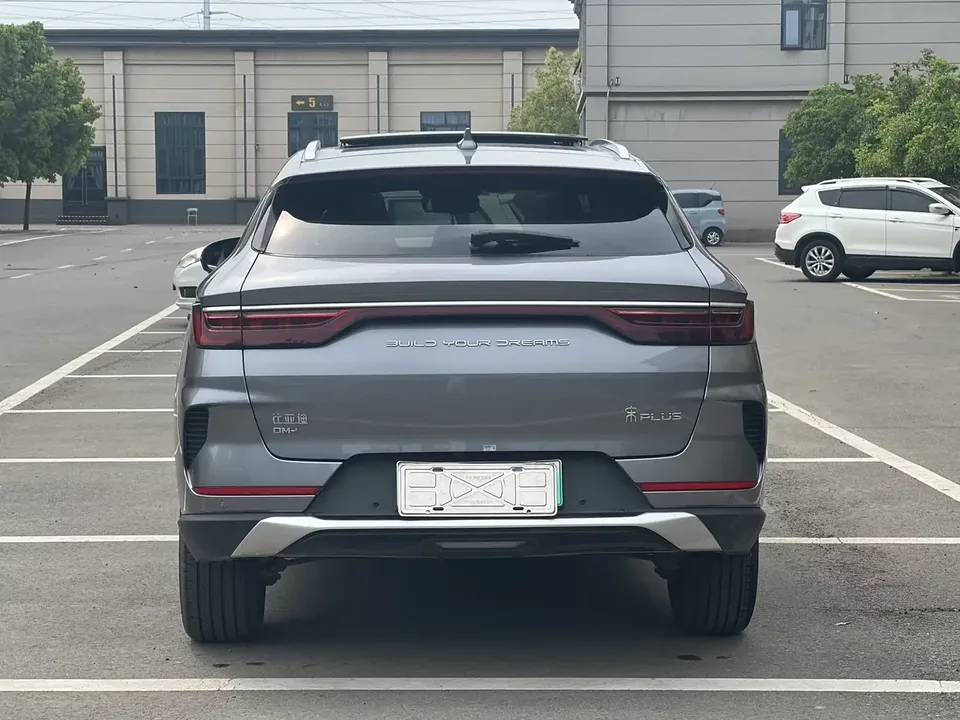 BYD Song PLUS DM Song PLUS DM 2021 DM-i 51KM 2WD Premium 2022 — миниатюра 2