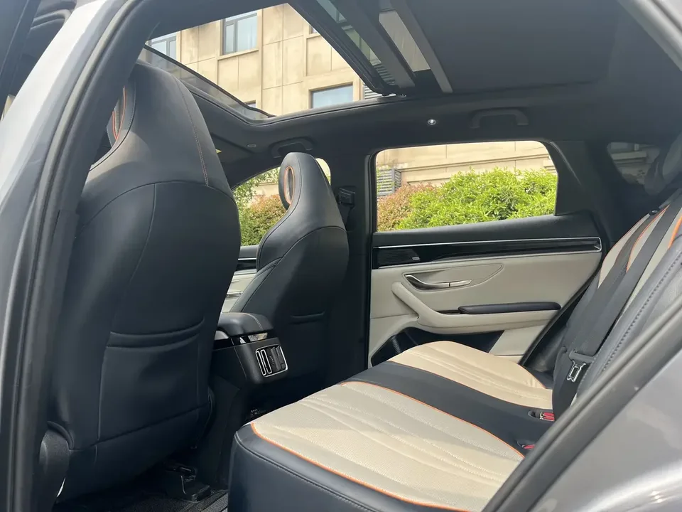 BYD Song PLUS DM Song PLUS DM 2021 DM-i 51KM 2WD Premium 2022 — миниатюра 5
