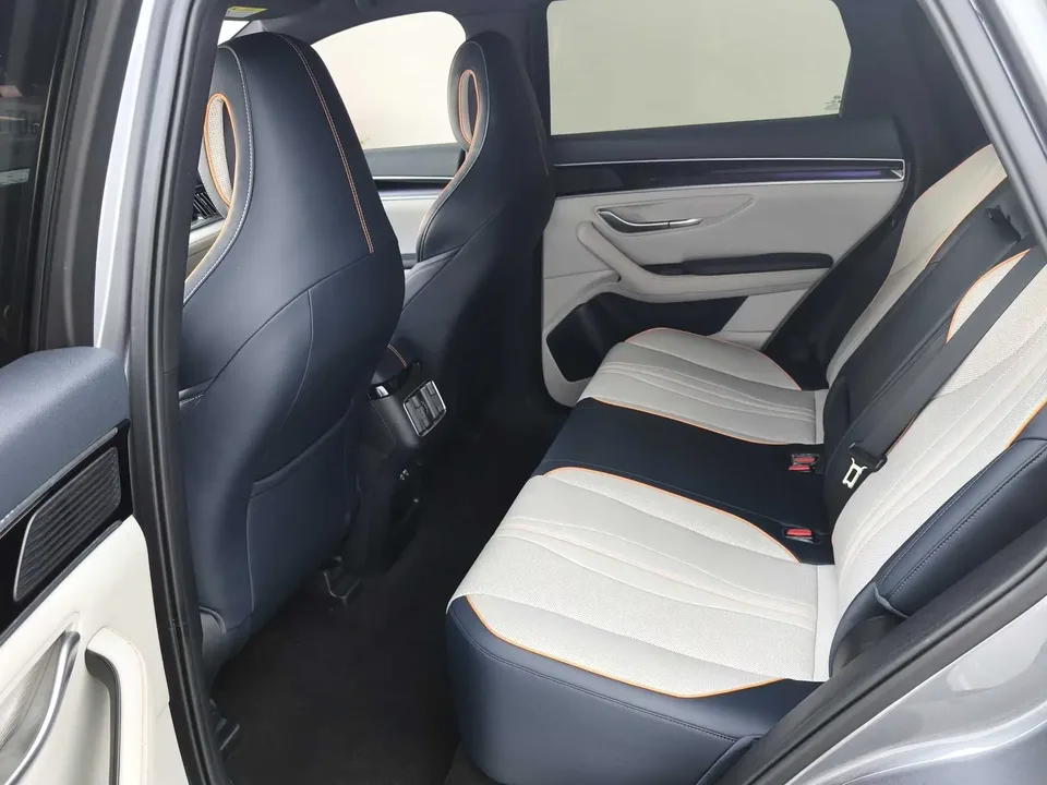 BYD Song PLUS DM Song PLUS DM 2021 DM-i 110KM 2WD Flagship PLUS 2023 — thumbnail 3