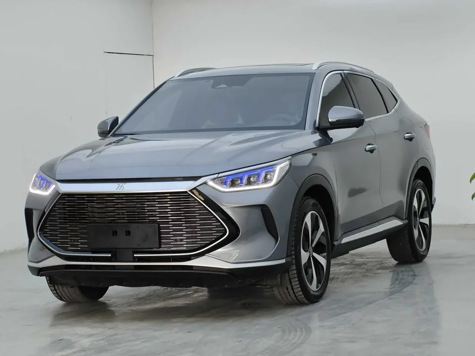 BYD Song PLUS DM Song PLUS DM 2021 DM-i 110KM 2WD Flagship PLUS 2023 — photo 1, buy with delivery to Moscow