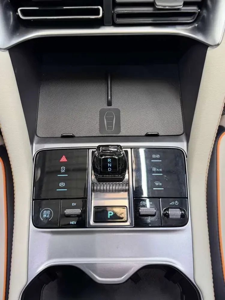 BYD Song PLUS DM Song PLUS DM 2023 DM-i Champion Edition 110KM Flagship 2023 — thumbnail 2