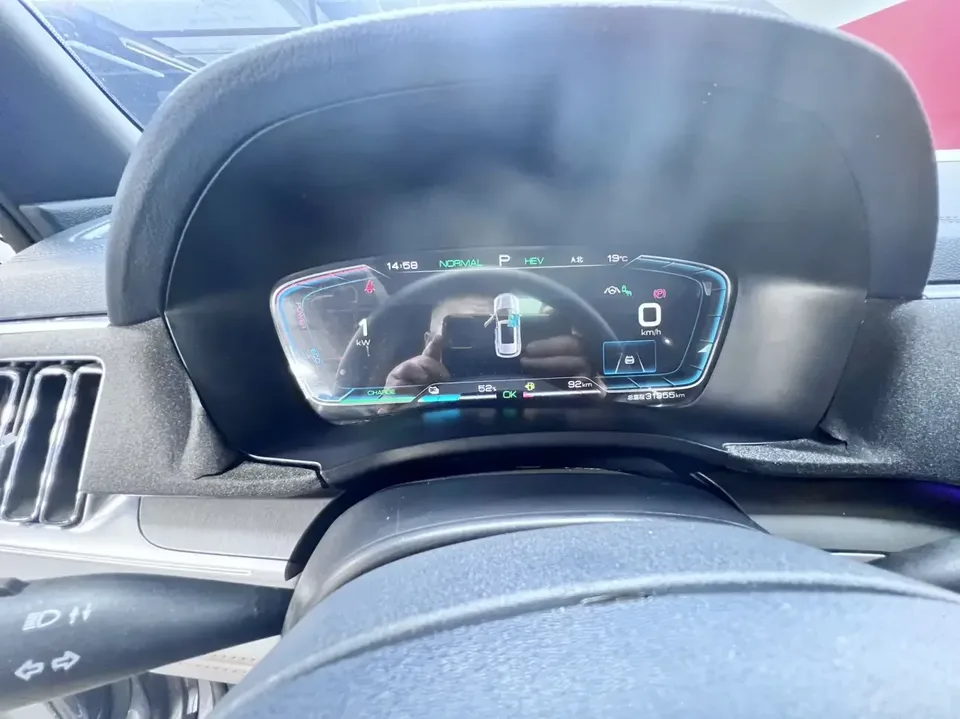 BYD Song PLUS DM Song PLUS DM 2021 DM-i 110KM 2WD Flagship PLUS 5G Edition 2022 — thumbnail 3