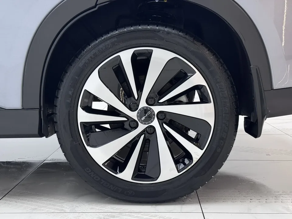 BYD Song PLUS DM Song PLUS DM 2023 DM-i Champion Edition 110KM Flagship 2023 — thumbnail 3
