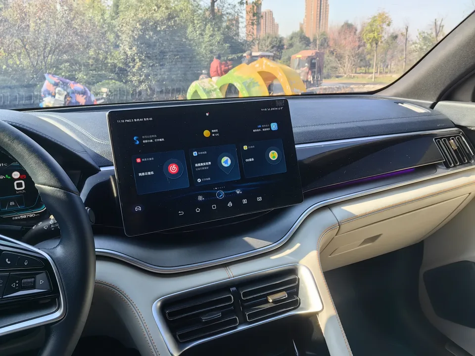 BYD Song PLUS DM Song PLUS DM 2021 DM-i 110KM 2WD Flagship 2022 — thumbnail 3