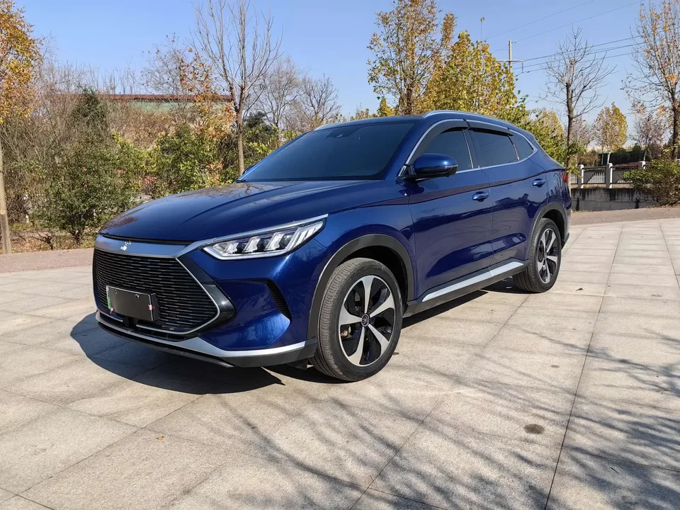 BYD Song PLUS DM Song PLUS DM 2021 DM-i 110KM 2WD Flagship 2022 — photo 1, buy with delivery to Moscow