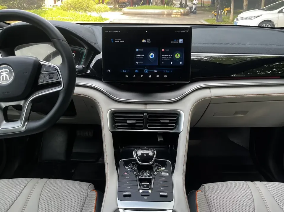 BYD Song PLUS DM Song PLUS DM 2021 DM-i 110KM 2WD Flagship PLUS 2023 — thumbnail 3