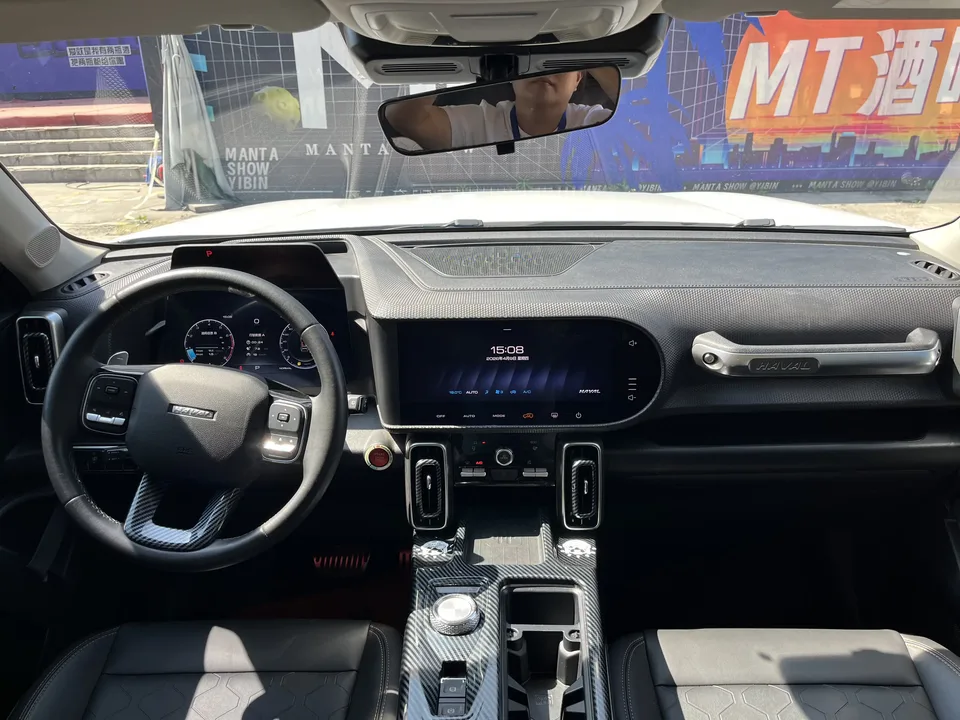 Haval Dargo Harvard dog 2022 1.5T 2WD Labrador Edition 2022 — thumbnail 3