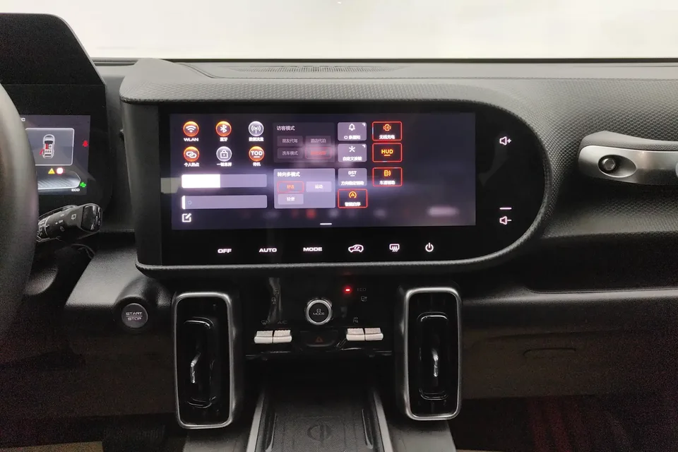 Haval Dargo Harvard dog 2024 1.5T 2WD Border Collie Edition 2024 — миниатюра 4