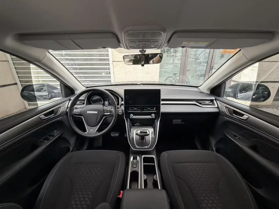 Haval M6 Haval M6 2023 PLUS 1.5T DCT Elite Smart Link 2022 — thumbnail 5
