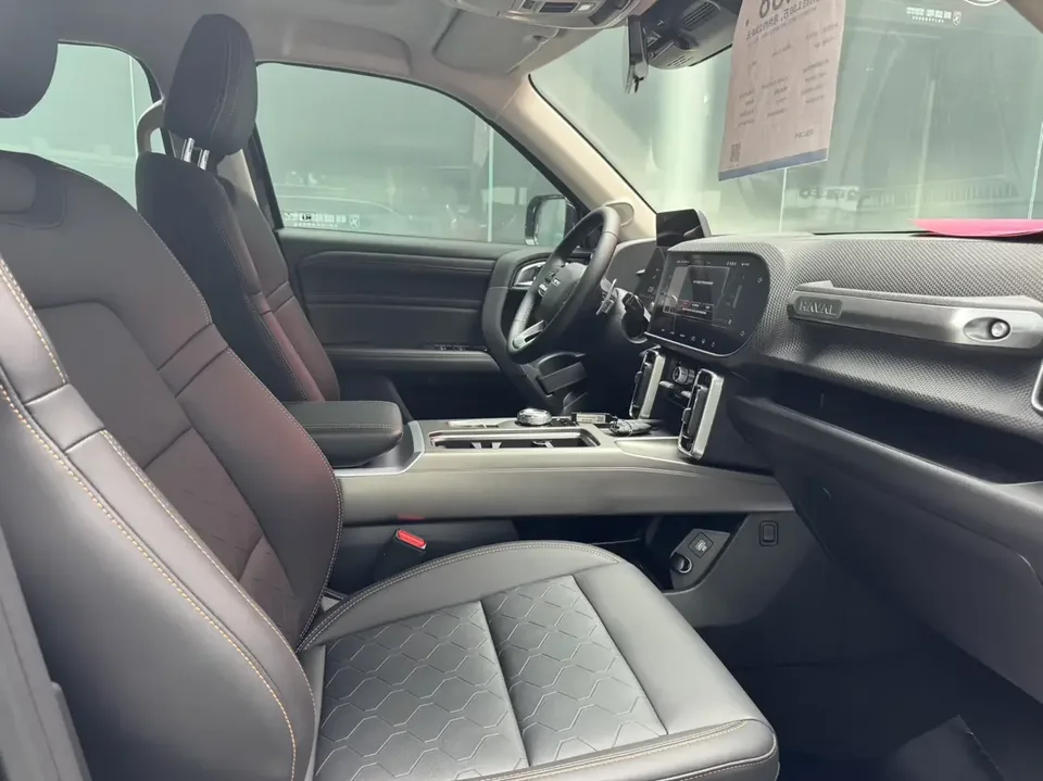 Haval Dargo Harvard dog 2024 1.5T 2WD Border Collie Edition 2024 — thumbnail 4