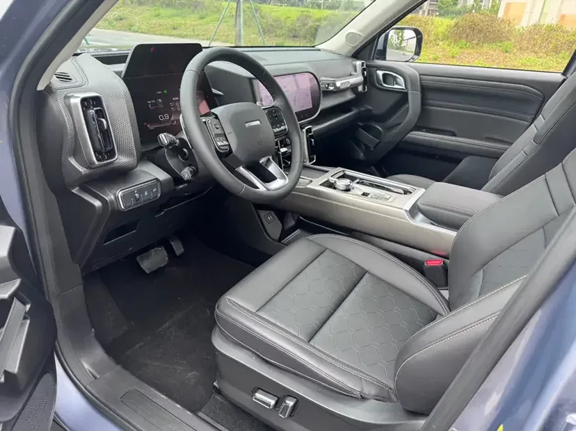 Haval Dargo Harvard dog 2022 1.5T 2WD Labrador Edition 2023 — thumbnail 3