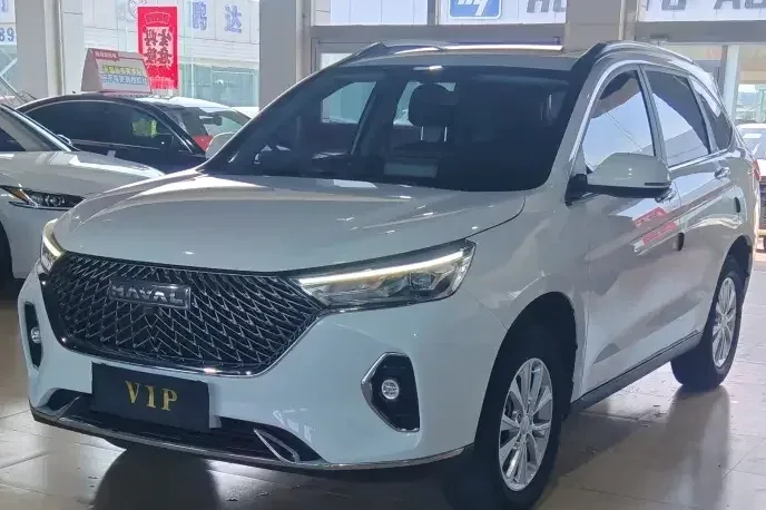 Haval M6 Haval M6 2023 PLUS 1.5T Manual Luxury Smart Connection 2024 — photo 1, buy with delivery to Moscow