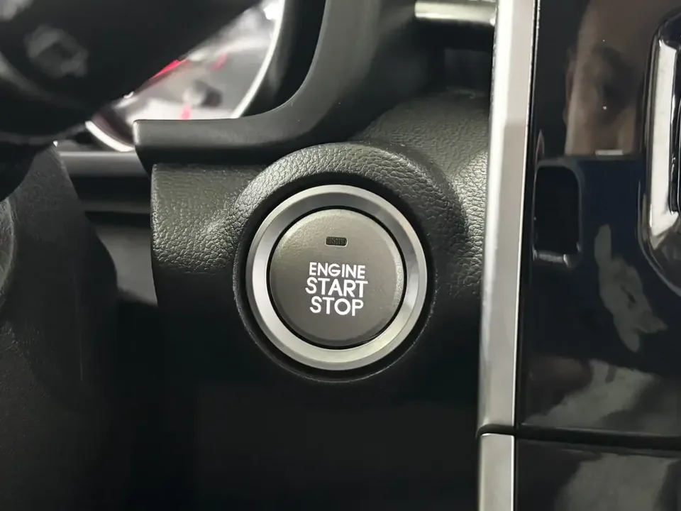 Haval M6 Haval M6 2023 PLUS 1.5T Manual Elite Smart Link 2023 — thumbnail 3