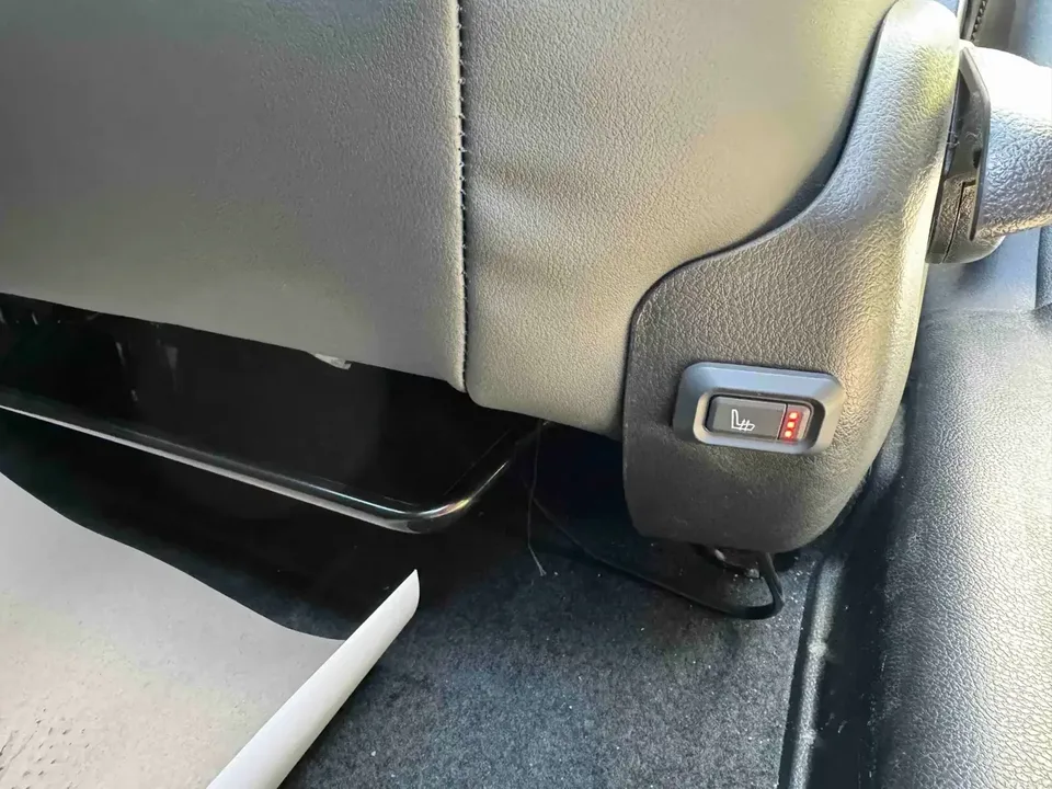 Haval M6 Haval M6 2021 PLUS 1.5T Manual Elite Smart Link 2023 — thumbnail 3