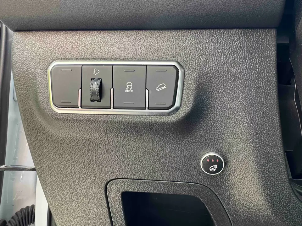 Haval M6 Haval M6 2021 PLUS 1.5T Manual Elite Smart Link 2023 — thumbnail 5