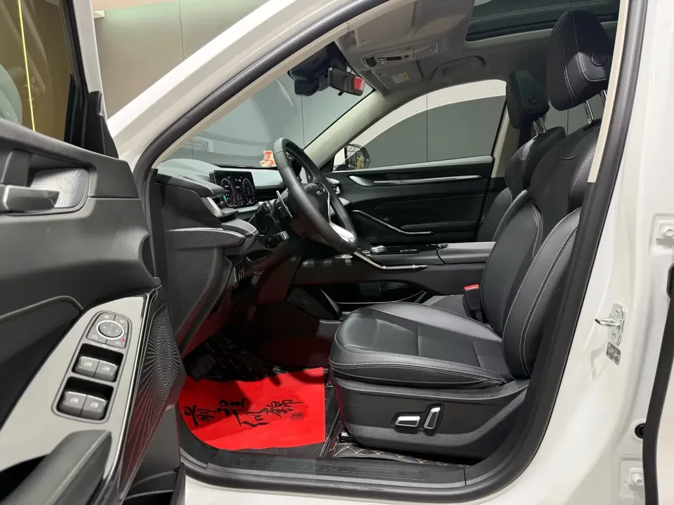 Haval H6 Haval H6 2024 1.5T Automatic 2WD Classic Edition 2025 — thumbnail 4
