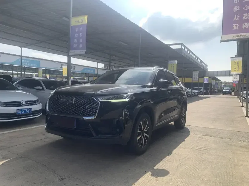 Haval H6 Haval H6 2022 The third generation 1.5T automatic two-wheel drive Pro 2023 — photo 1, buy with delivery to Moscow