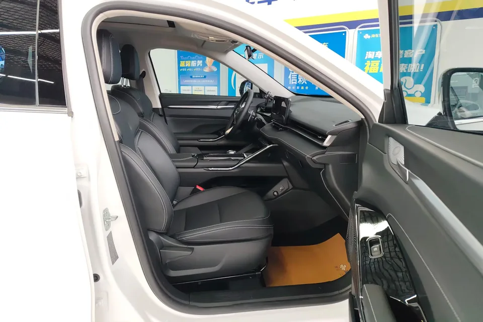 Haval H6 Haval H6 2024 1.5T Automatic 2WD Classic Edition 2025 — thumbnail 5