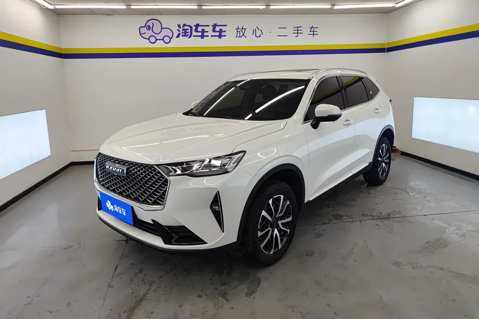Haval H6 Haval H6 2024 1.5T Automatic 2WD Classic Edition 2025 — photo 1, buy with delivery to Moscow