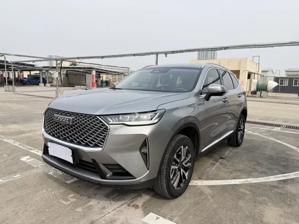 Haval H6 Haval H6 2022 The third generation 1.5T automatic two-wheel drive Max 2023 — photo 1, buy with delivery to Moscow