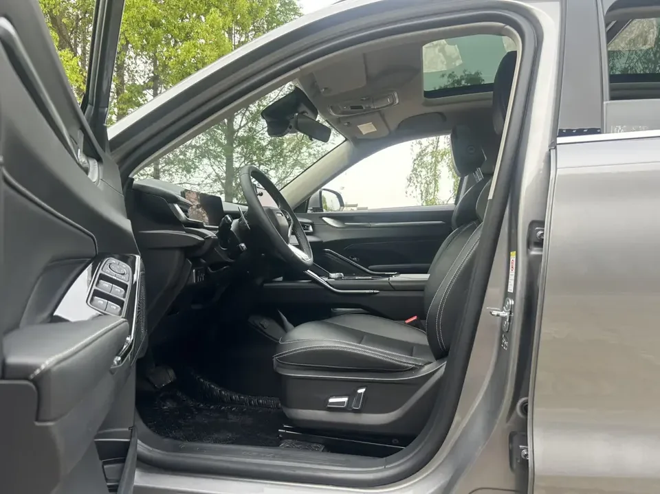 Haval H6 Haval H6 2022 The third generation 1.5T automatic two-wheel drive Max 2022 — thumbnail 4