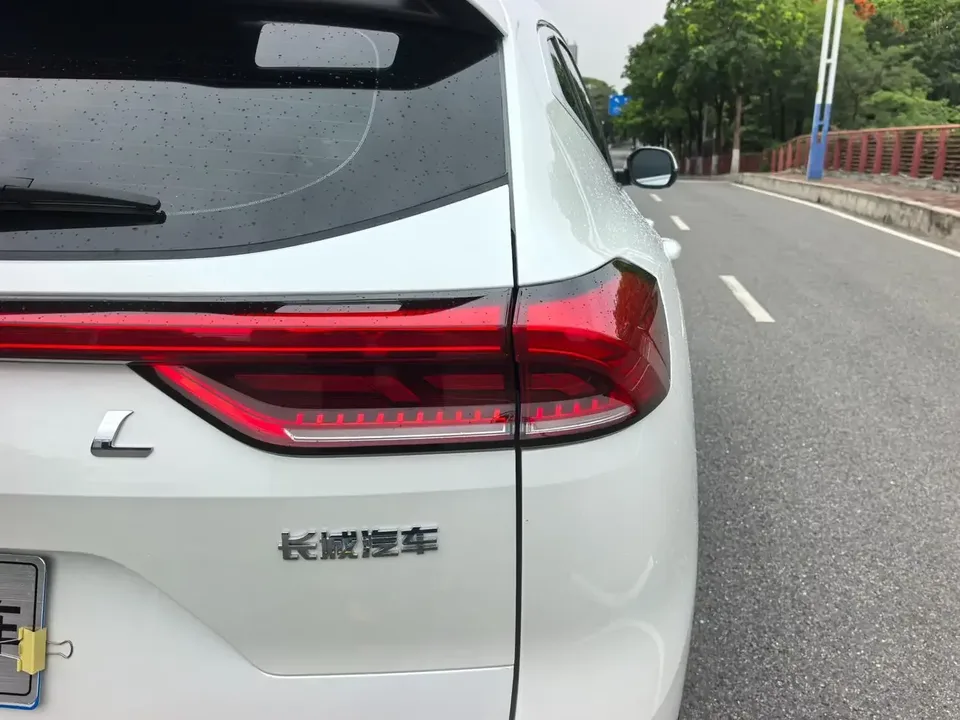 Haval H6 Haval H6 2021 Second Generation 1.5GDIT Automatic Champion Edition 2022 — thumbnail 3