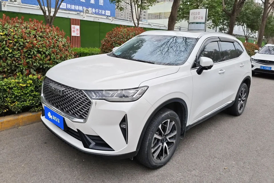 Haval H6 Haval H6 2022 The third generation 1.5T automatic two-wheel drive Max 2022 — photo 1, buy with delivery to Moscow