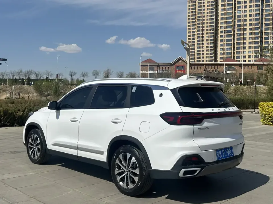 Chery Tiggo 8 Tiggo 8 2024 Honor Edition 230TCI Automatic Excellence Edition 5 Seaters 2024 — thumbnail 2